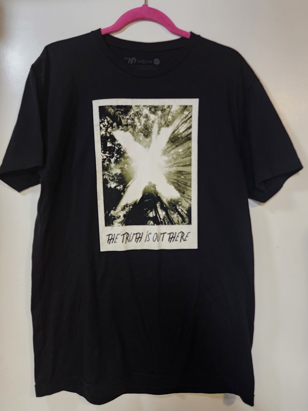 The X Files 2016 Omaze Limited Run 'The Truth Is Out There'